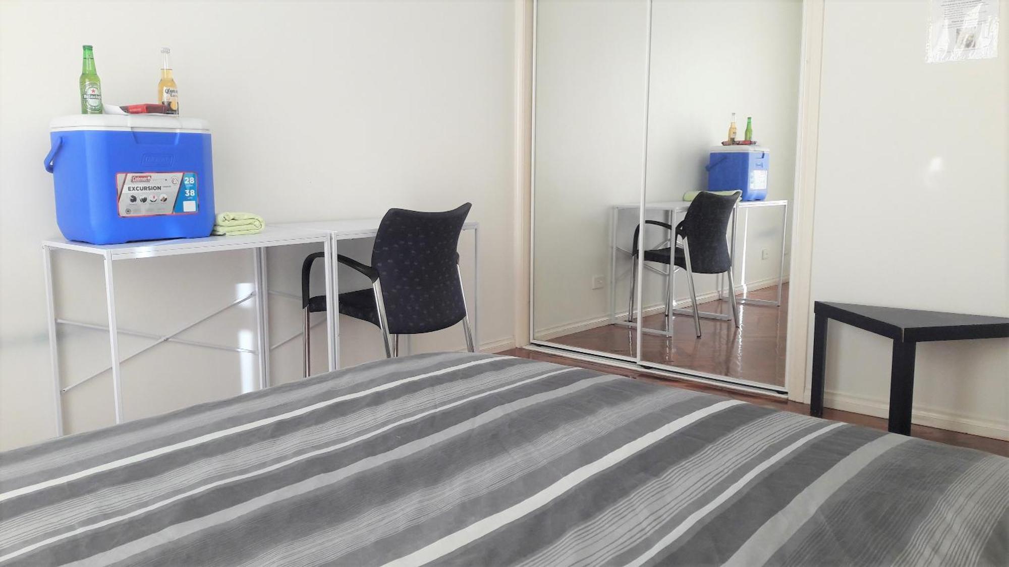 Abbotsford Private Rooms & Pods - 15 Charles Homestay Melbourne Eksteriør billede