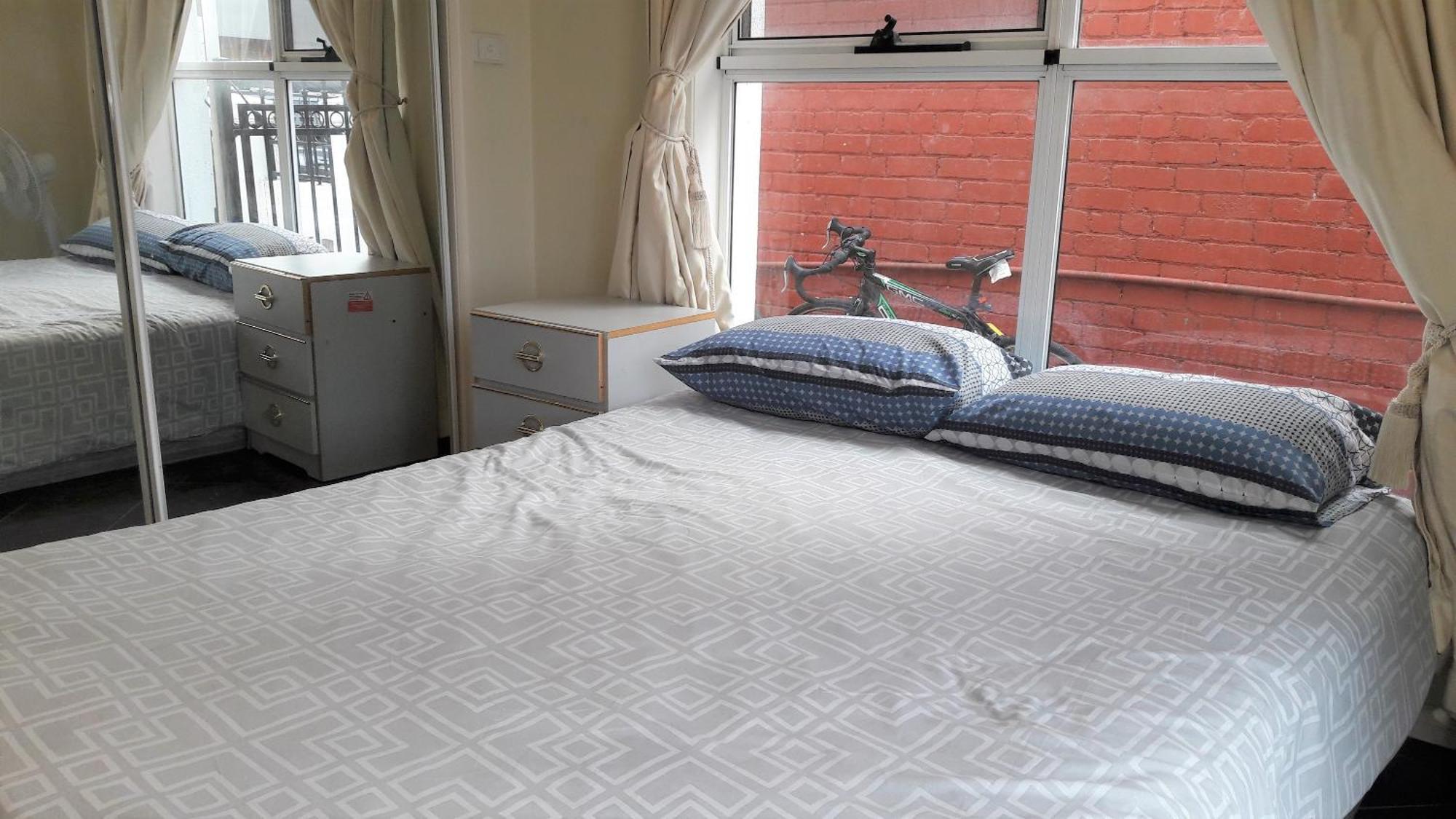 Abbotsford Private Rooms & Pods - 15 Charles Homestay Melbourne Eksteriør billede